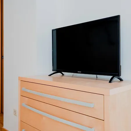 Ashome Apartment